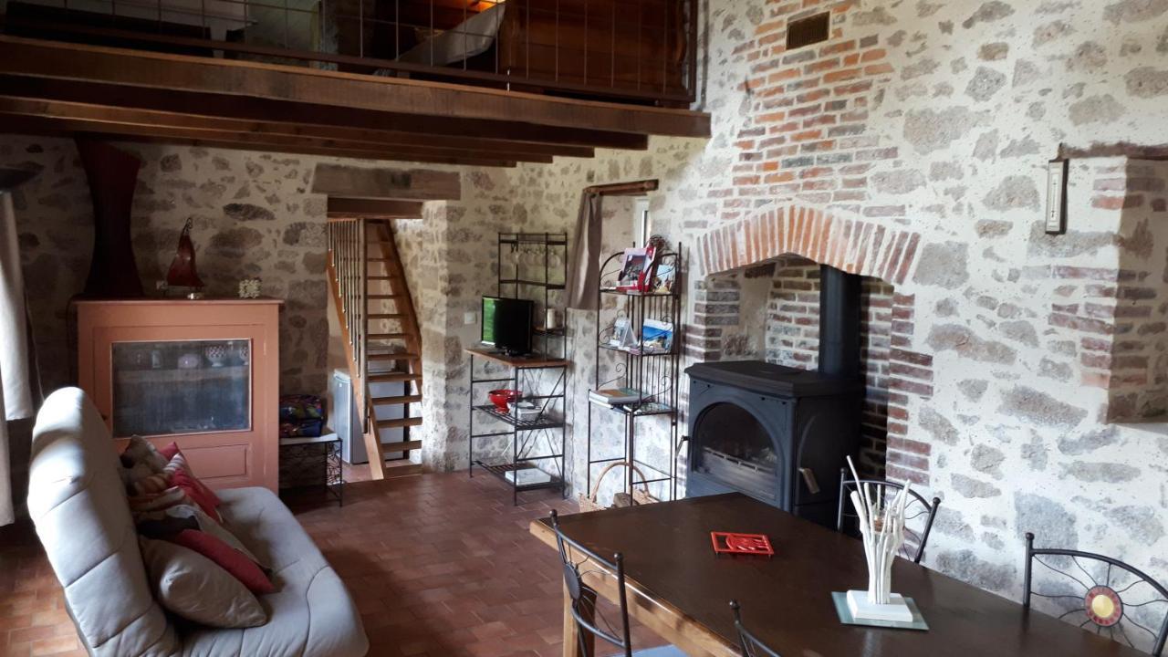 Les Châtelliers-Châteaumur Demeure Du Castel B&B 외부 사진